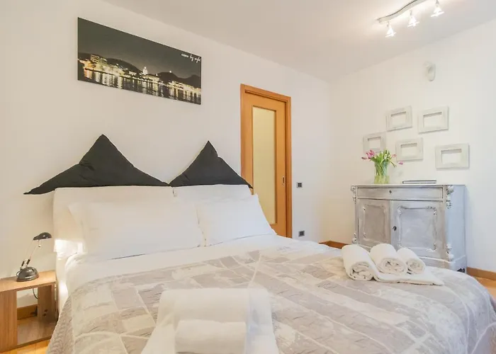 Volta Apartment By Rent All Como
